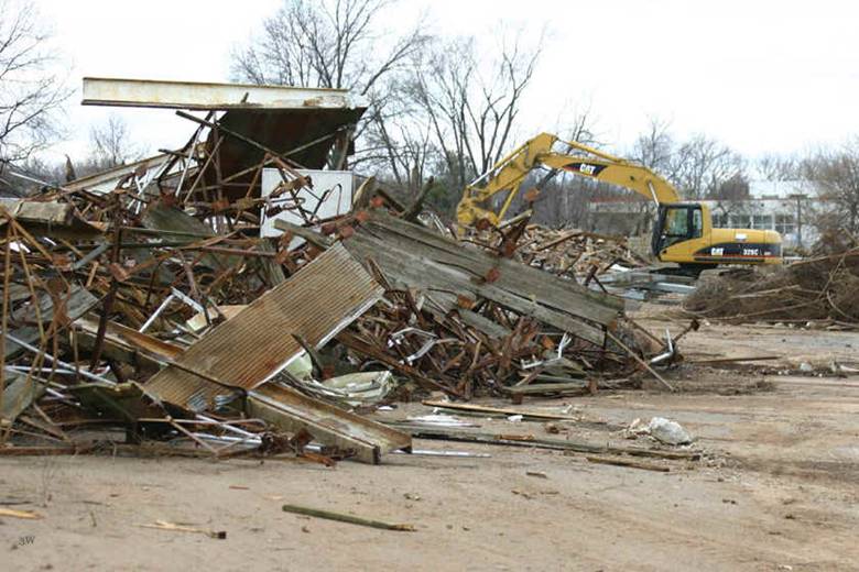 c01.06.06_FLEM_4th_work.jpg (166355 bytes)